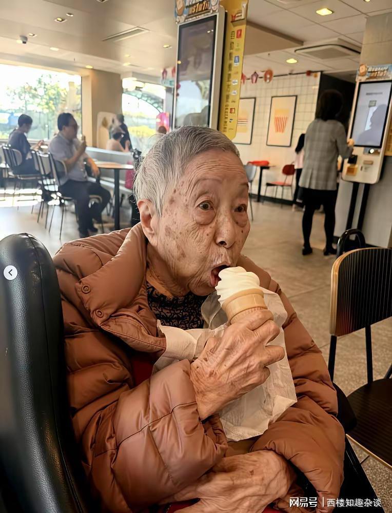 九游账号个人中心官网-TVB视后宣萱的顶级炫富，不是豪车名表，而是她车后座的102岁保姆